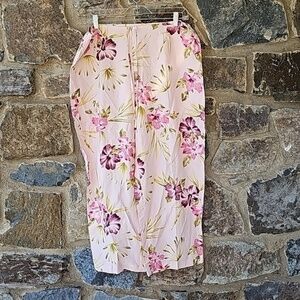 Tommy Bahama Vintage Floral Print Silk Capri Pants in Pastel Pink Size 14